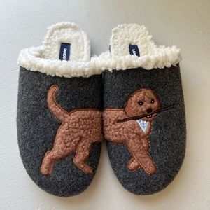 Lands End Women’s Felt Scuff Slippers- Fetching Dog Gray / Brown / White